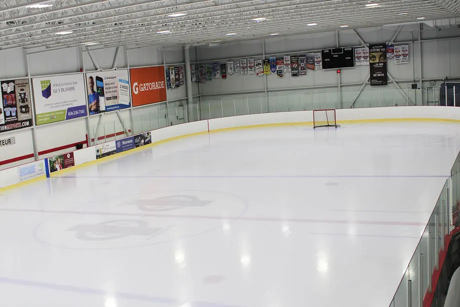 service de location de glace- Isatis Sport - Chambly-Sthyacinthe- Stconstant