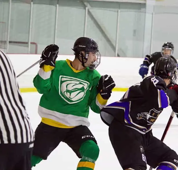 Ligue de hockey adultes - LHAI – Saison Automne Hiver - Isatis Sport - Chambly-Sthyacinthe- Stconstant